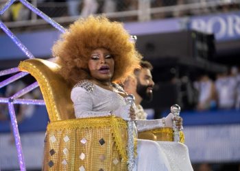 Aos 91 anos morre a cantora Elza Soares