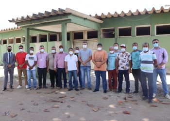 Em encontro com os deputafos Freitas e Xambinho, prefeito Bruno Araújo anuncia criação do PA Municipal em Pedro Canário