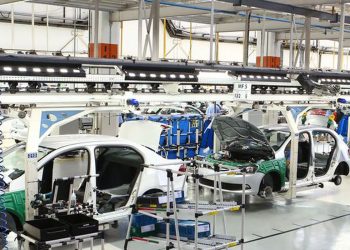 Produção de veículos cai 15,8% em fevereiro