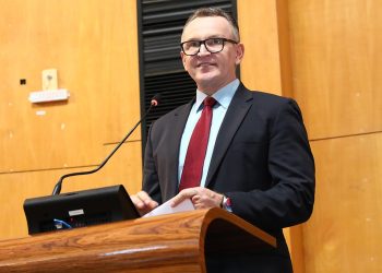 Aprovadas propostas de Majeski que evitam descontos no Bônus Desempenho por Covid e Influenza