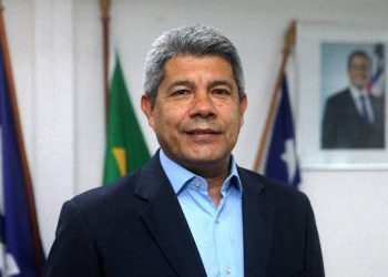 Jerônimo é eleito governador da Bahia, com 52% dos votos válidos