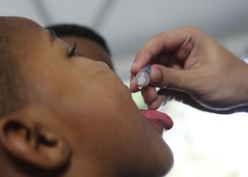 Vacinação contra a pólio vai até dia 31 no estado