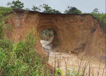 Chuva forte atinge o ES, e deixa BR-101 interditada