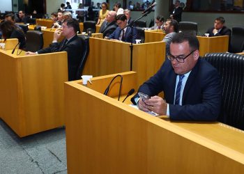 Denninho sugere Educação Física Adaptada para alunos com deficiência