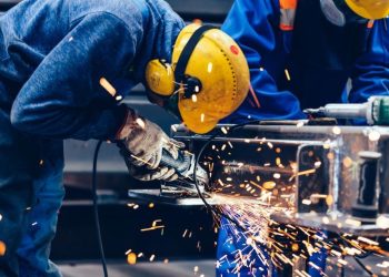 Indústria do ES foi a 2ª que mais cresceu no país em 2023