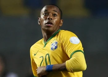 Polícia Federal prende Robinho em Santos (SP)