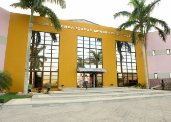 Homem é condenado a 19 anos e 10 meses de prisão por tentativa de feminicídio