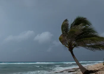 Inmet prevê chuva e ventos intensos para várias regiões do país