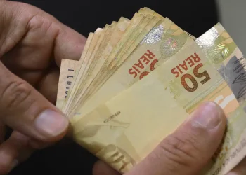 Dívidas no programa Desenrola podem ser negociadas nos Correios