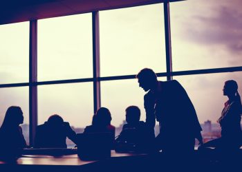 Sete grandes empresas estão à procura de fornecedores no ES