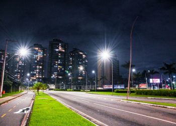 Novas lâmpadas Led proporcionam segurança e economia de energia na capital