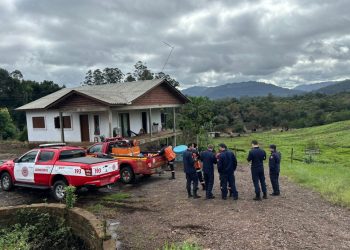 Corpo de Bombeiros do ES envia terceira equipe para Rio Grande do Sul