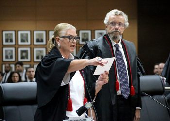 Tribunal de Justiça do Espírito Santo elege juíza Heloísa Cariello para o cargo de desembargadora