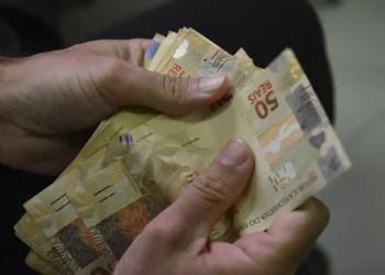 Caixa libera abono do PIS/Pasep para nascidos em julho e agosto