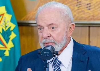 Lula diz que atentado a Trump “empobrece a democracia”