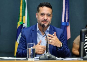 Gandini cobra solução para o problema do tratamento da água e do esgoto na Serra
