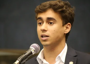PGR denuncia deputado Nikolas Ferreira por injúria ao presidente Lula