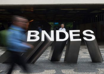 Com R$ 1,3 bi em 2024, BNDES amplia crédito para empresas do Espírito Santo