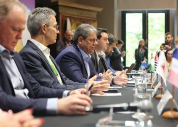 Consórcio de governadores se reúne em Pedra Azul