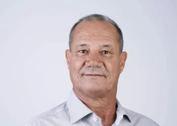 Futura: Carlinhos Lyrio lidera em todos os cenários em São Mateus