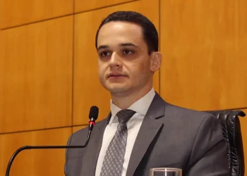 Lorenzo Pazolini é reeleito prefeito de Vitória