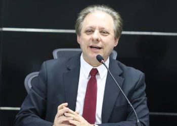 Presidente do TCE alerta prefeitos eleitos do ES para desafios na gestão municipal