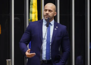 Daniel Silveira volta a ser preso pela PF por determinação de Moraes