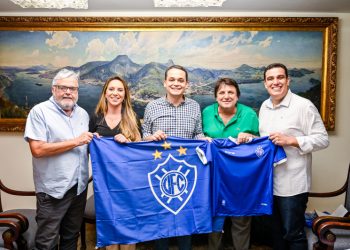 PMV assina contrato de patrocínio com o Vitória Futebol Clube