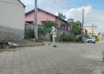 Prefeitura de Boa Esperança mantém limpeza contínua das ruas do município