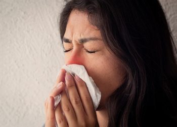 Espírito Santo monitora cenário de aumento de casos das Síndromes Gripais