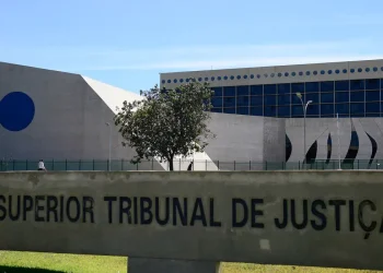 Lula indica desembargador Carlos Brandão para vaga no STJ