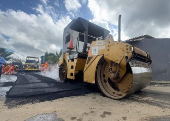 Recapeamento da Arlindo Fávaro marca início de ampla revitalização viária em Pinheiros