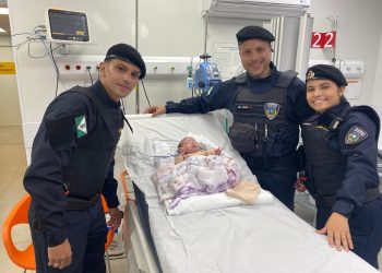 Agente da Guarda Municipal salva bebê de 37 dias que estava engasgada em Cariacica
