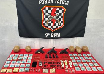 Polícia apreende armas e mais de 50 mil reais no Sul do Espírito Santo