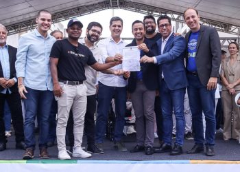 Ricardo Ferraço e Lucas Scaramussa confirmam construção de rodoviária em Linhares
