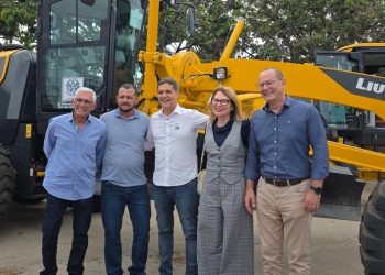 Governo do ES entrega 52 máquinas e equipamentos para fortalecer a agricultura