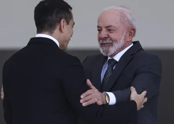 Relações com países sul-americanos são prioridades, diz Lula a Noboa