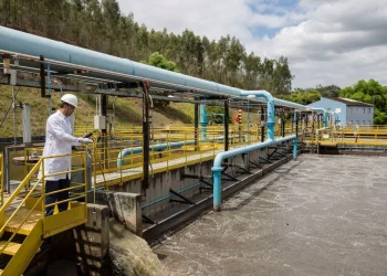 Instituto acende alerta: ES trata só 44,5% do esgoto que produz