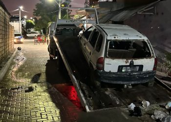 PM inicia operação para remover veículos em estado de abandono em Pinheiros