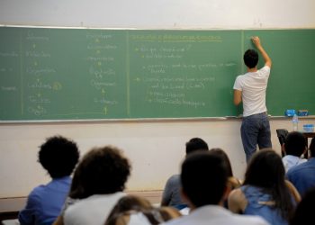 Mais seis municípios capixabas recebem recomendação do MPF sobre o piso salarial dos professores