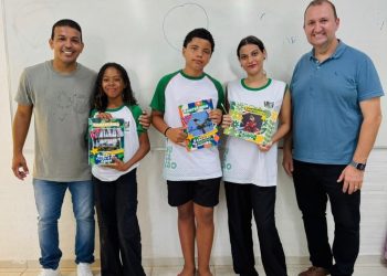 Prefeitura de Sooretama entrega kits de materiais escolares para quase 6 mil alunos