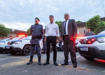 Ricardo Ferraço confirma entrega de 1.039 fuzis e viaturas à Polícia Militar