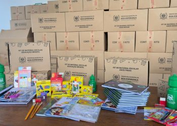 Prefeitura de Boa Esperança recebe kits de material escolar para o ano letivo de 2026
