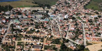 Boa Esperança celebra 62 anos com desfile cívico e festival