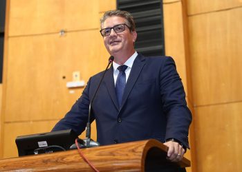 Procurador-geral da Ales contribui para sistema nacional de compras públicas mais ágil