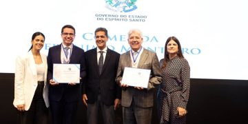 Governador entrega comendas da Ordem do Mérito Jerônymo Monteiro a lideranças religiosas