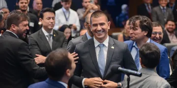 PDT aciona STF para anular eleição de Douglas Ruas na Alerj