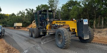 Obra do asfalto de Floresta do Sul ganha ritmo e chega a 30% de execução