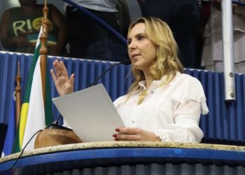 Sessão Solene marca posse da prefeita Cris Samorini na Prefeitura de Vitória