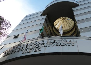 Justiça Eleitoral suspende pesquisa no ES e aponta falhas que podem induzir eleitor a erro